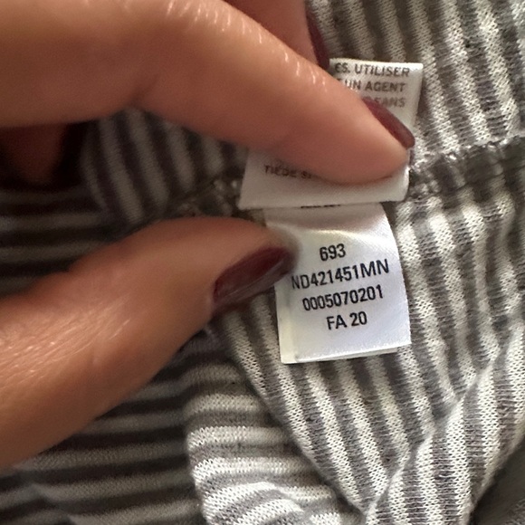 Nordstrom’s 1901 Men's Gray Long Sleeve Striped Henley NWT Large Casual - Picture 10 of 10